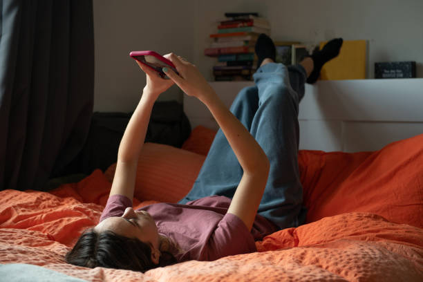 How to Spot the Signs of Addiction to Social Media